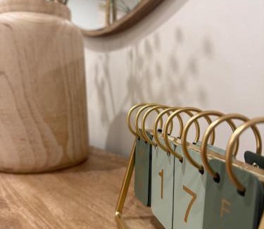 Glasgow Apartment | Home away from home in Glasgow - Free Street Parking