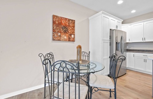 Plover House | Home away from Home, upscale townhome