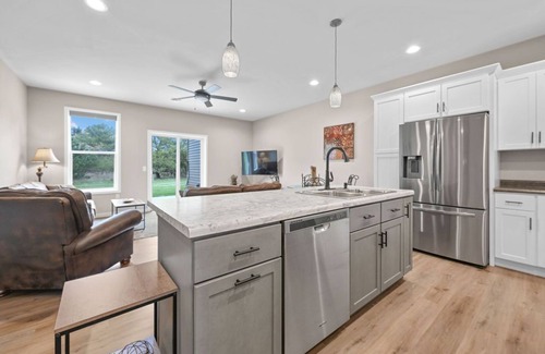 Plover House | Home away from Home, upscale townhome