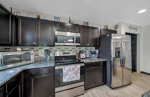 Lexington House | Home away from Home