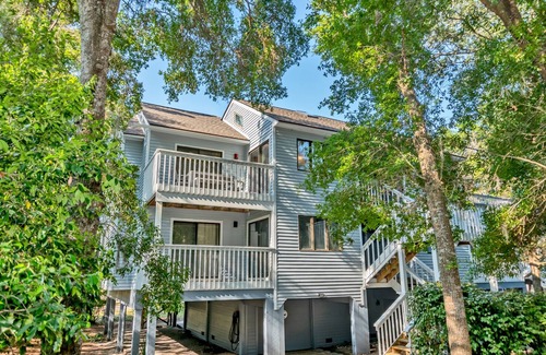 Bald Head Island Condo | Home Away From Home! 3 Bedroom Home Completely Updated; community pool access and BHI club access