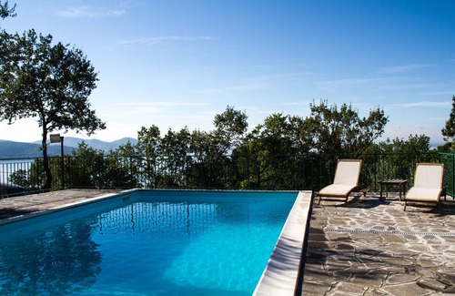 San Savino Apartment | Home holiday whit pool