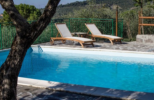 San Savino Apartment | Home holiday whit pool
