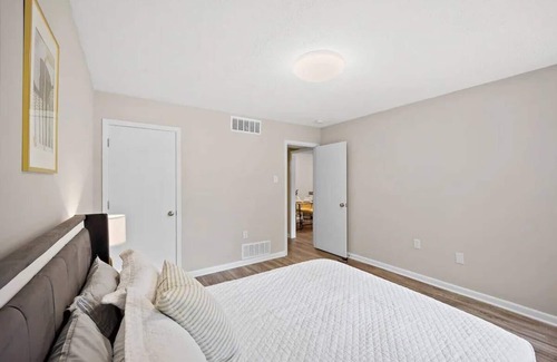 Canton Apartment | Home in Canton, 10 Min to Amazon Center