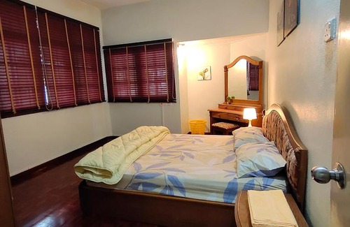 Kampung Sungai Nibong House | Home in Gelugor / Near to Queensbay / Bayan Lepas.
