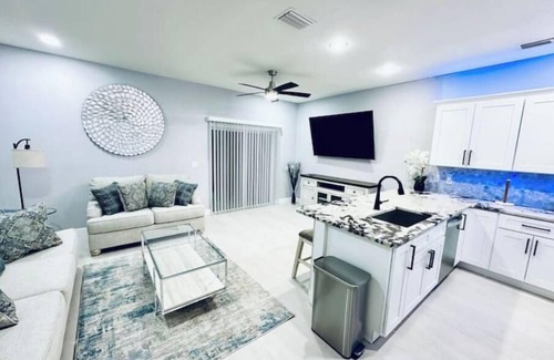 Seffner Community Alliance House | Home in Seffnern