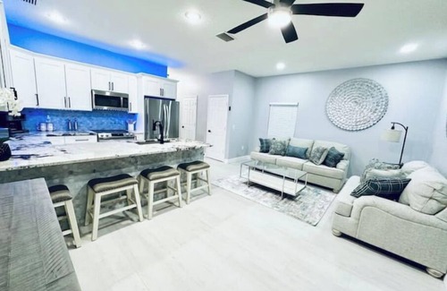 Seffner Community Alliance House | Home in Seffnern