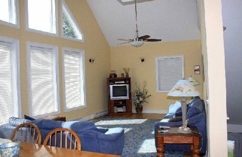 Weekapaug House | Home in Weekapaug Beach Area Rhode Island Shore With a Beach and Parking Pass