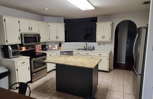 Baker House | Home located on cul-de-sac in quiet community
