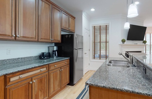 Sawgrass South House | Home near the ocean with pool, tennis, WiFi, central AC, & washer/dryer