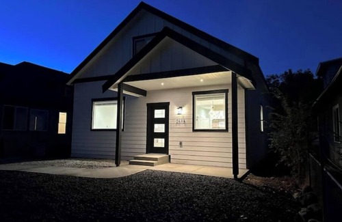 West Central House | Home on Gardnernn