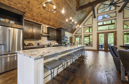 Hochatown Cabin | Home Sweet 'Homa - Rustic Chic Luxury- 5 Bedroom Cabin w/ALL Amenities!