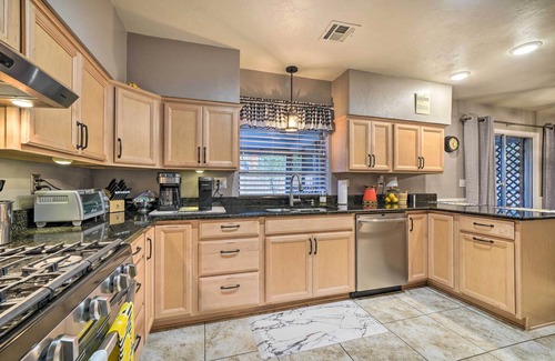 South Oklahoma City House | Home w/Screened Porch ~ 10 Miles to Dtwn OKC!