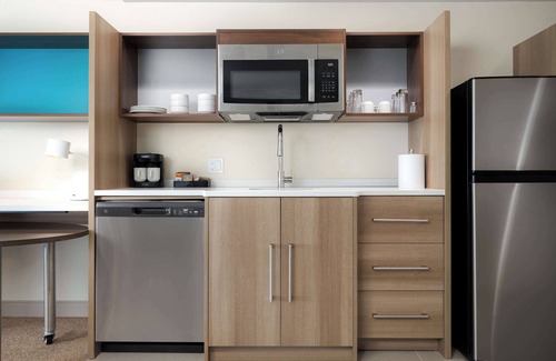 Franklin Hotel | Home2 Suites by Hilton Boston Franklin