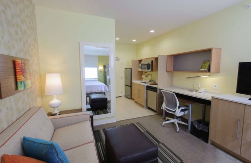 Portland Hotel | Home2 Suites by Hilton Portland