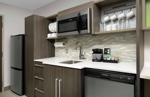 South Mountain Hotel | Home2 Suites by Hilton Phoenix Airport South