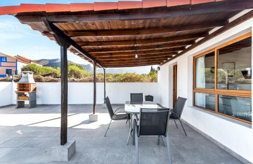 La Solana Ski Chalet | Home2Book Country Stay with Terrace BBQ