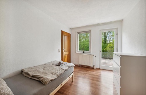 Nuertingen Apartment | home2stay worker Apartments Nürtingen-Zizishausen Ap1