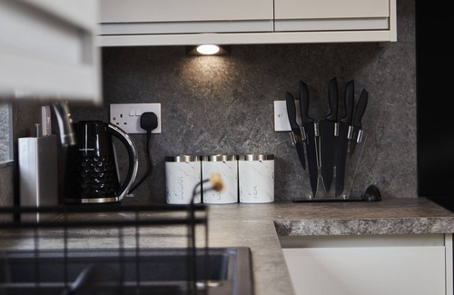 Chapeltown House | Homebird Property - The Willows