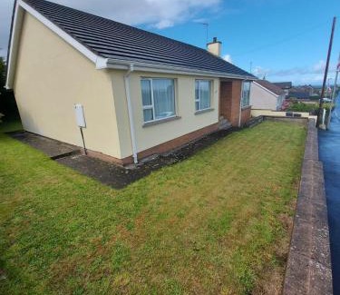 Articlave House | HOMELY YELLOW BUNGALOW -Articlave-near Castlerock