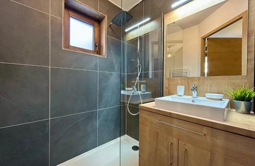 Eclose-Est Apartment | Homency - Résidence L'Expression B11