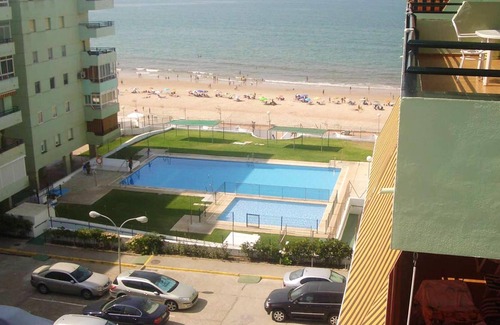 Sector N - Nutria Apartment | Homerez - 200 m away from the beach! Appartement for 6 ppl. with shared pool