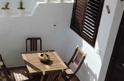 Arrieta Apartment | Homerez - 300 m away from the beach! Nice appartement for 4 ppl. at Arrieta