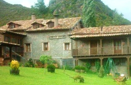 Ardanue Apartment | Homerez - Amazing appartement for 4 ppl. with terrace at Ardanué