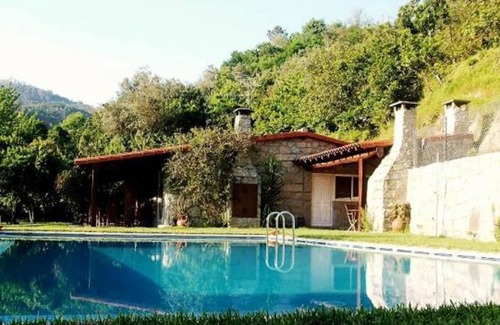 Canicada Villa | Homerez - Amazing villa for 4 ppl. with swimming-pool at Caniçada