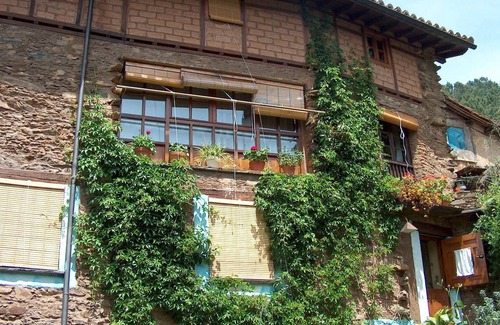 Robledillo de Gata Apartment | Homerez - Apartment in Robledillo de Gata