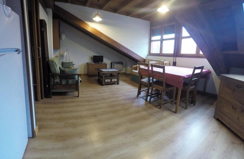 Parres Municipality Apartment | Homerez - Apartment in Llanes, mountain view.