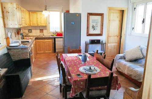 Lercara Friddi Apartment | Homerez - Apt. in Lercara Friddi