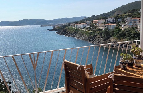 Llanca Apartment | Homerez - Apt. Llançà - Sea View