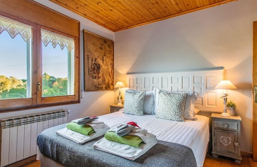 Capellades Villa | Homerez - Big villa for 12 ppl. with swimming-pool at Capellades - Barcelona