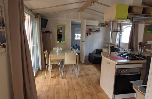 Saint-Julien-en-Born House | Homerez - Bungalow in Saint-Julien-en-Born