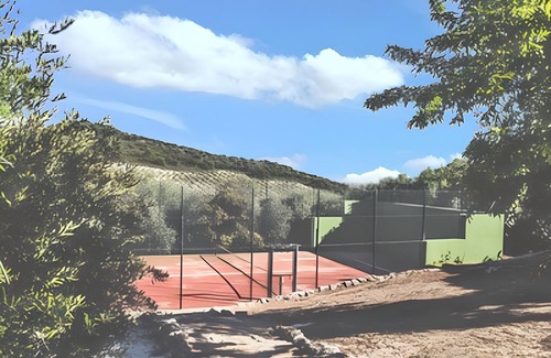 Estepa House | Homerez - Comfortable House in Estepa with Shared Pool