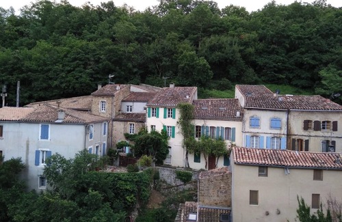 Rennes-les-Bains Apartment | Homerez - Cozy Studio in Rennes les Bains