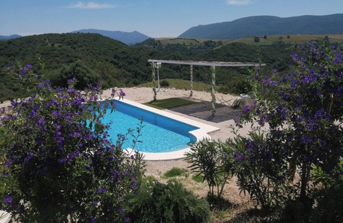 Algar Villa | Homerez - Elegant Villa in Algar