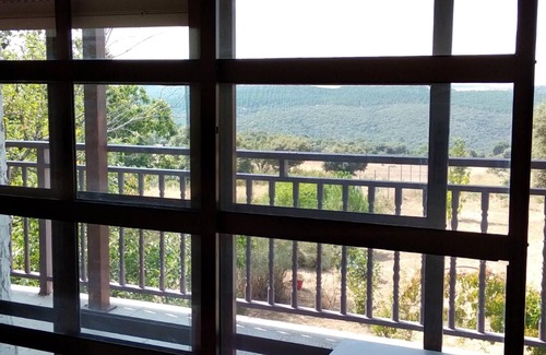 San Vitero House | Homerez - House for 6 ppl. with garden and terrace at San Cristóbal de Aliste