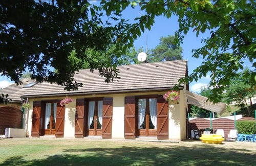 Marcillac-la-Croisille House | Homerez - Nice house with garden and terrace & Wifi