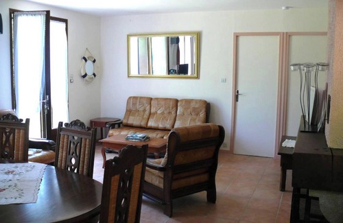 Marcillac-la-Croisille House | Homerez - House in Marcillac-la-Croisille