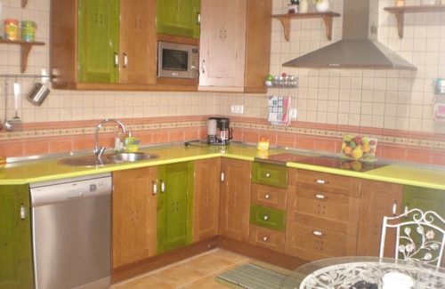 Castellar de Santiago House | Homerez - House 15 km away from the beach for 8 ppl. at Castellar de Santiago