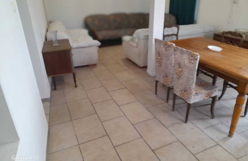 Bellerive-sur-Allier House | Homerez - House in Bellerive-sur-Allier
