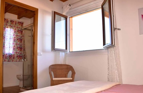 La Mancha House | Homerez - House 2 km away from the beach for 4 ppl. at Icod de los Vinos