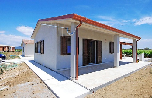 Sant'Anna Arresi House | Homerez - House in Is Potettus