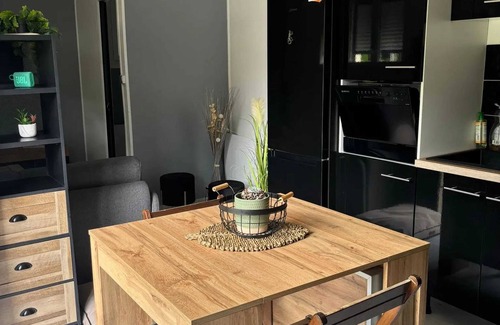 Noe House | Homerez - House with spa and garden in Noé