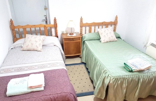 Canaveras House | Homerez - Nice house for 4 ppl. with terrace at Cañaveras