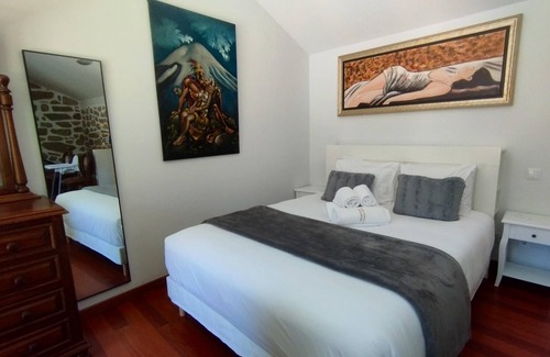 Cova House | Homerez - Nice house for 4 ppl. with terrace and balcony at Cova