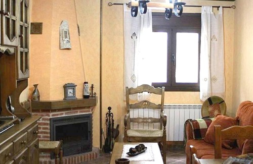 Hueva House | Homerez - Nice house for 6 ppl. at Hueva