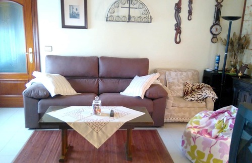 Chatun House | Homerez - Nice house for 7 ppl. with swimming-pool, garden and terrace at Chatún